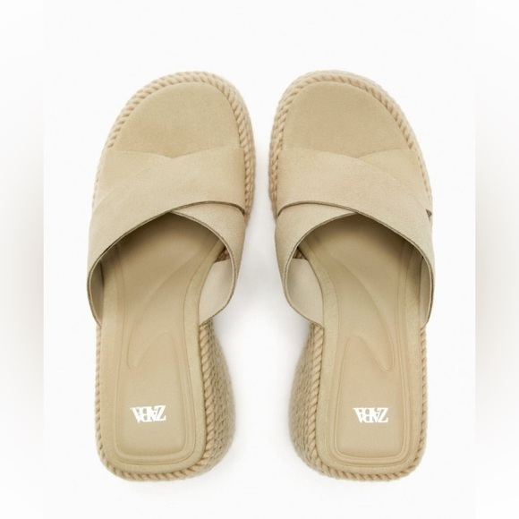 Zara NWT suede wedge sandals - Picture 3 of 8